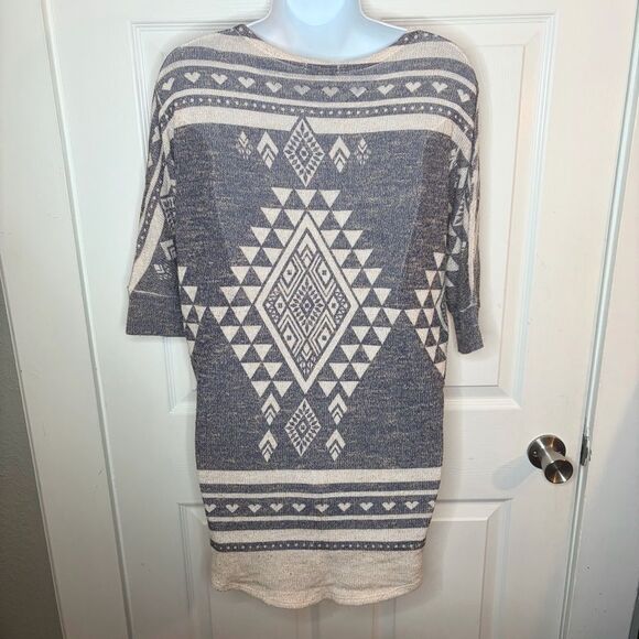 Charming Charlie Navy Blue Beige Dolman Sweater Knit Tunic Top Southwestern S - Picture 5 of 9